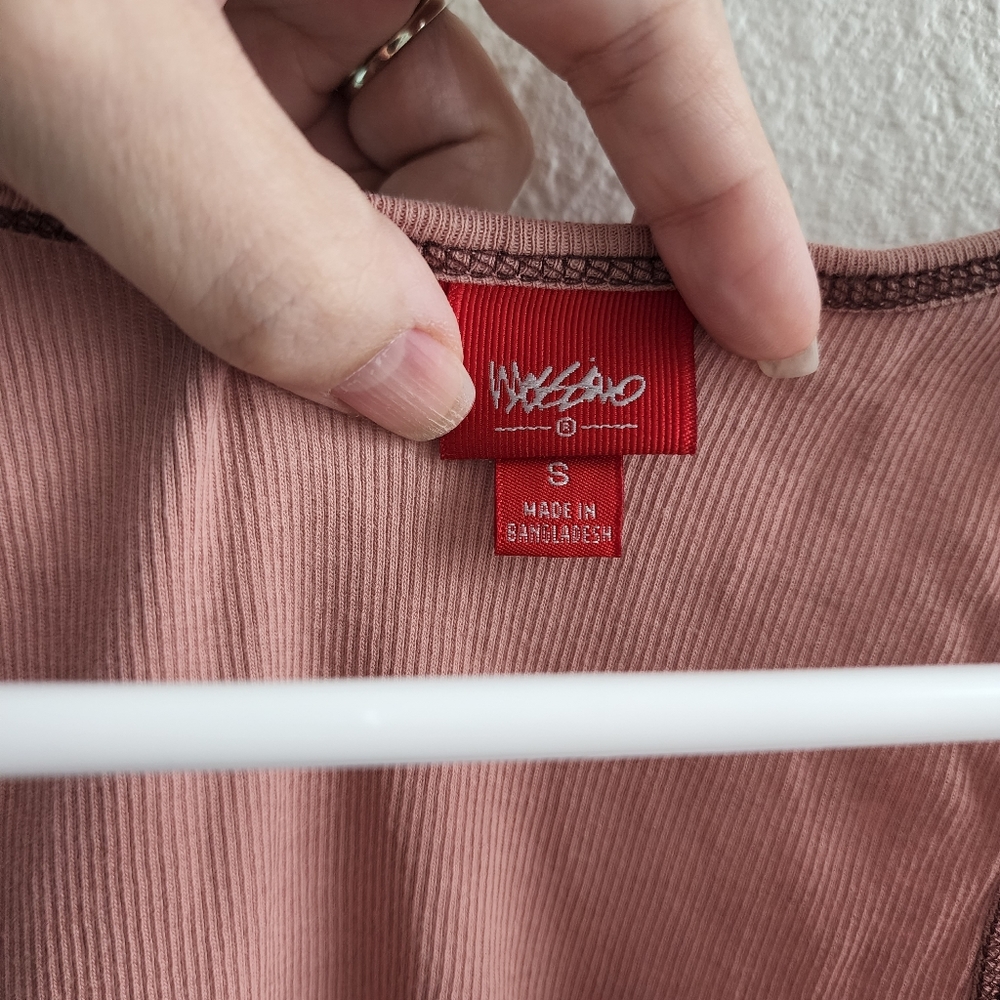 Cute Ribbed Pink Tank Top - Picture 3 of 5